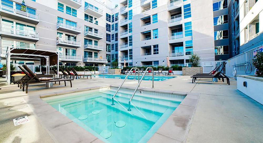 Tripbz Avalo Suites Los Angeles Exterior photo